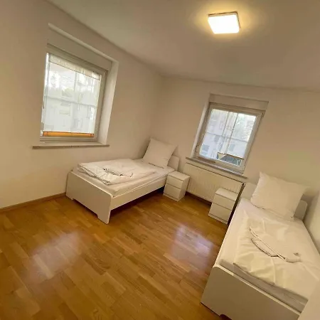 Sad241 Grosse Monteurwohnung Uebergangswohnung
