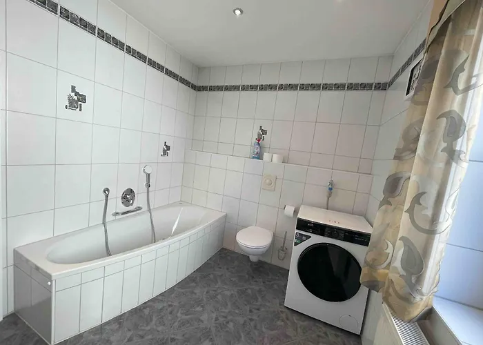 Sad241 Grosse Monteurwohnung Uebergangswohnung