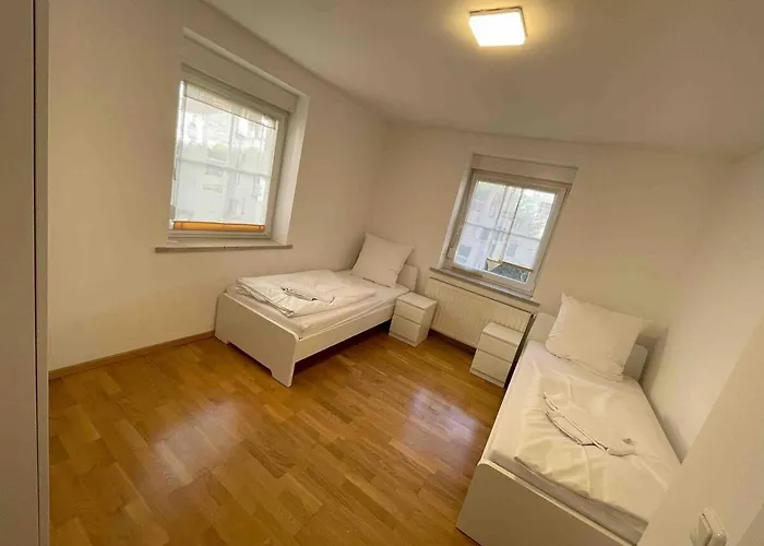 Sad241 Grosse Monteurwohnung Uebergangswohnung